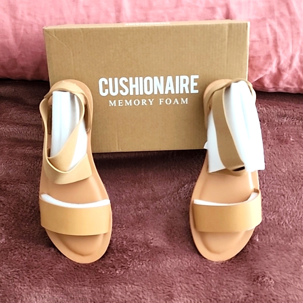 ?strappy sandals